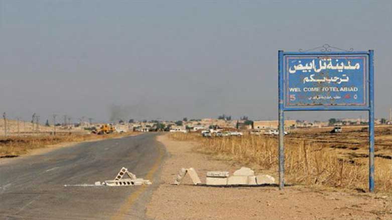 Girê Spî li dijî kiryarên artêşa Tirk û Çekdarên bi ser ve derket xwepêşandanê